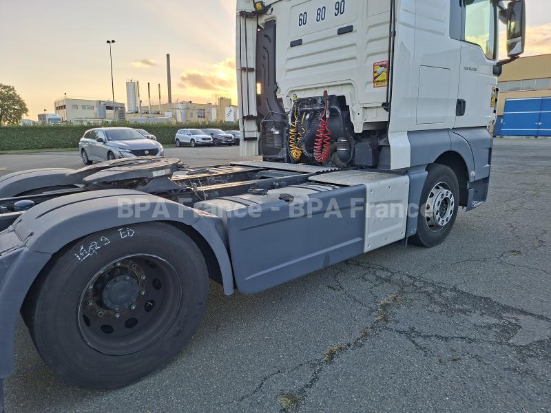 Vučna jedinica MAN TGX18 430CH