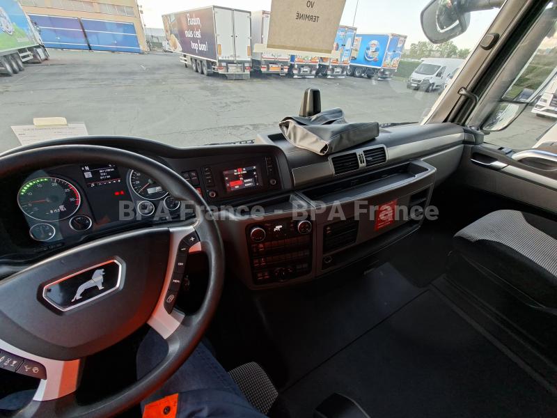 Vučna jedinica MAN TGX18 430CH