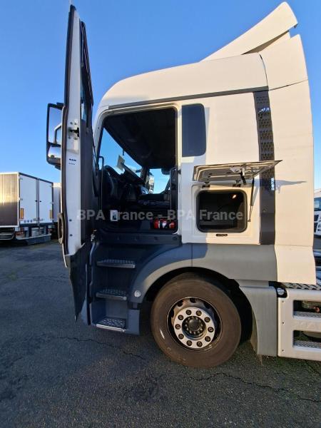 Vučna jedinica MAN TGX18 430CH