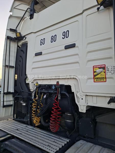Vučna jedinica MAN TGX18 430CH