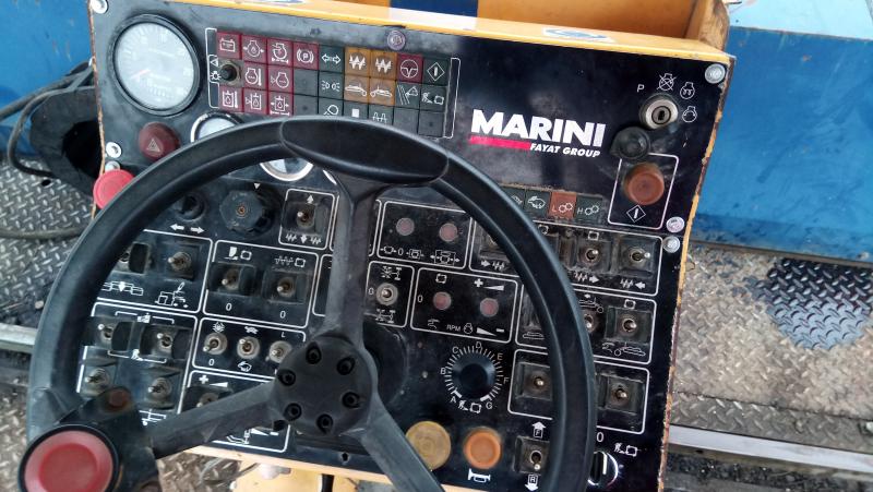 Lavori stradali Marini MF 691