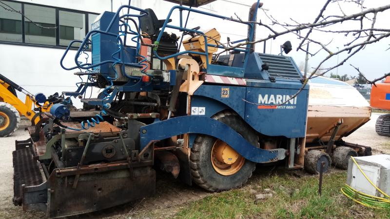 Obras de carretera Marini MF 691