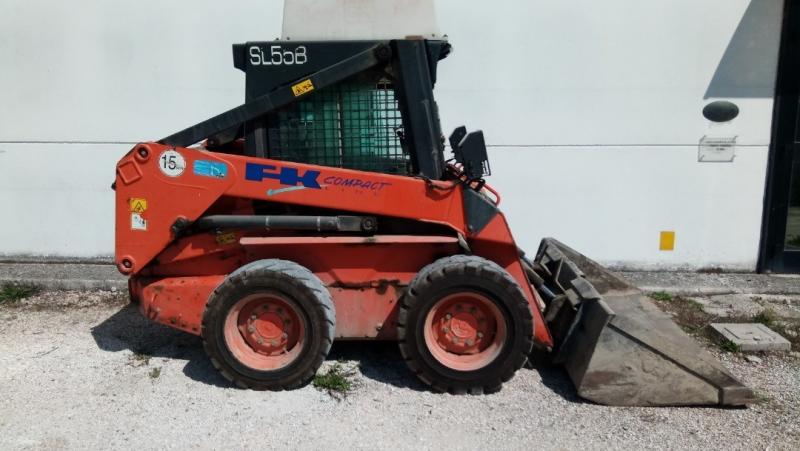 Pá carregadora Fiat Kobelco SL 55 BH