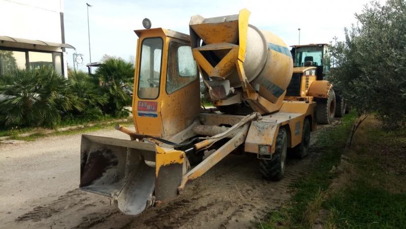 Matériel pour béton Carmix 2000