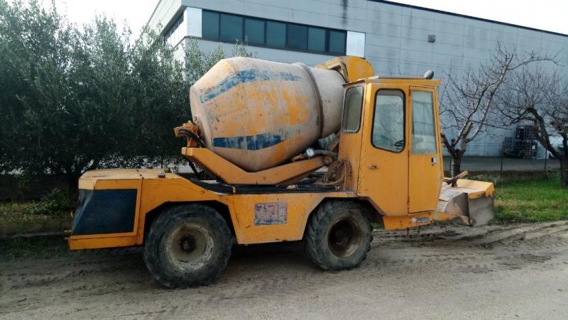 Betonmachines Carmix 2000