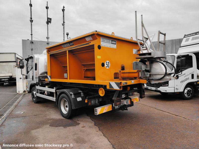 Photo Isuzu N-SERIES  image 1/2