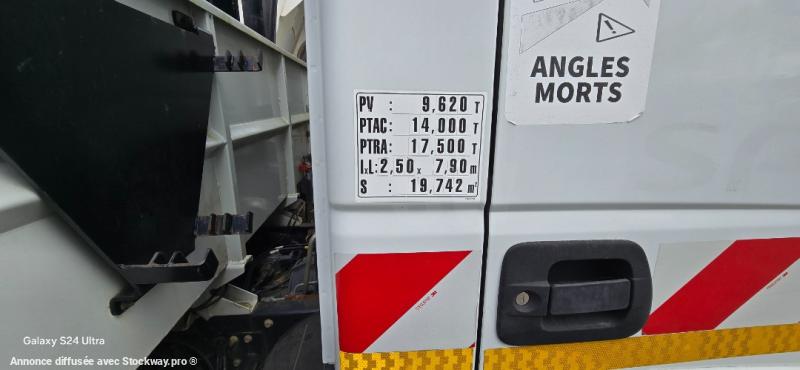 Photo Iveco Eurocargo 140 E 25 image 10/11