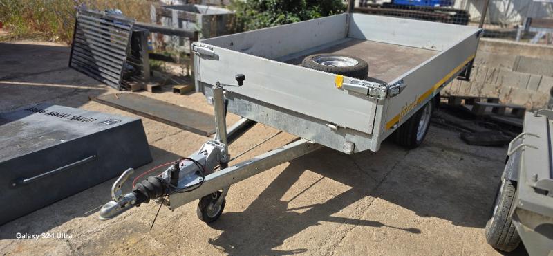 Reboque ligeiro Eduard             63/180