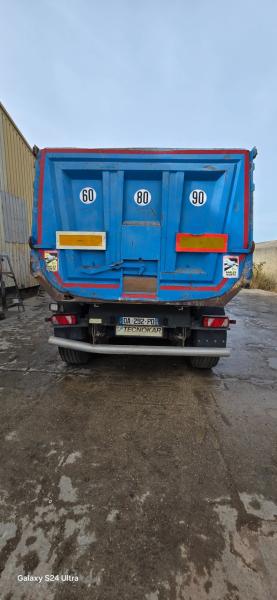 Semi-remorque Tecnocar            