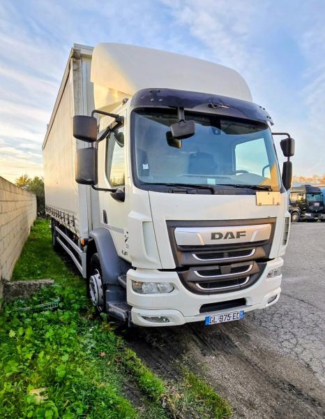 Camião DAF LF