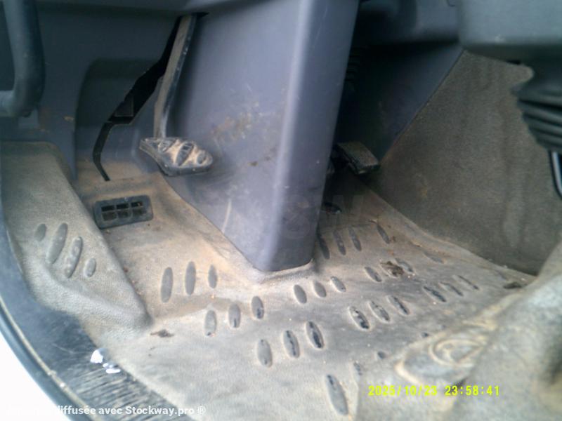Photo Renault Premium 320 DCI image 6/6