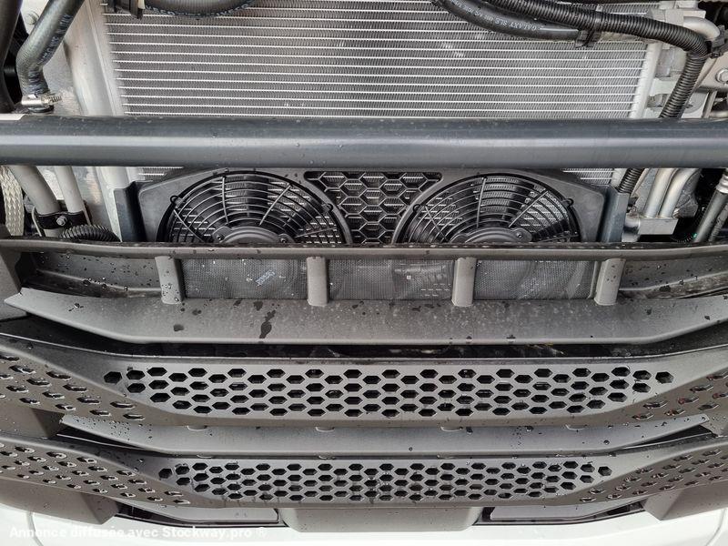 Photo Iveco S-WAY 530  image 13/22