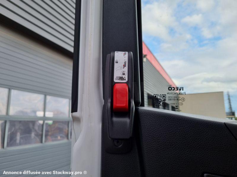 Photo Iveco S-WAY 530  image 15/22