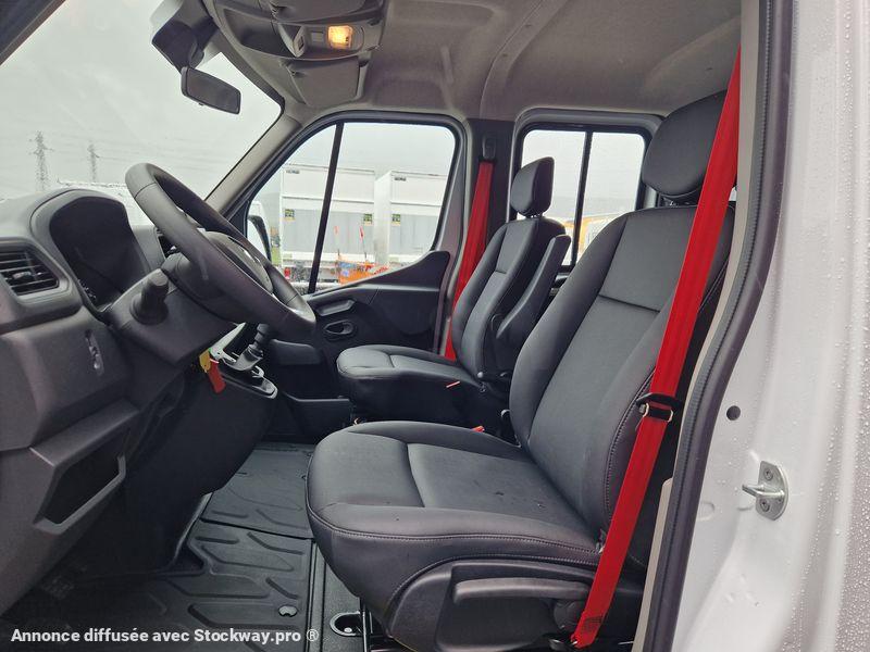 Photo Renault Master DOUBLE CABINE BENNE COFFRE 165CV ROUES SIMPLES image 10/19