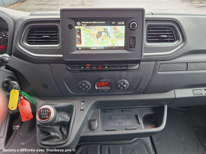 Photo Renault Master DOUBLE CABINE BENNE COFFRE 165CV ROUES SIMPLES image 12/19