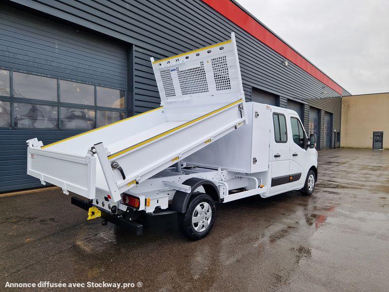 Photo Renault Master DOUBLE CABINE BENNE COFFRE 165CV ROUES SIMPLES image 2/19