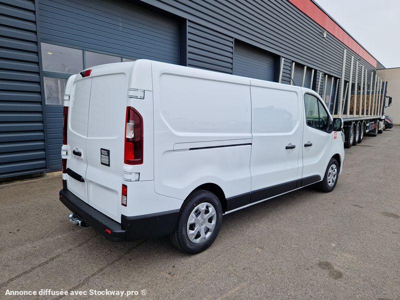 Photo Renault Trafic L2H1 150 CV BVA image 2/15