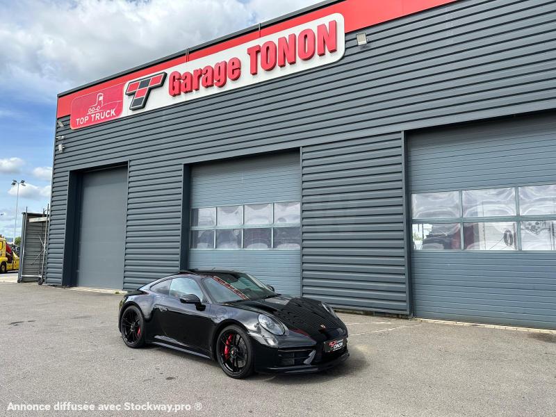 Porsche 911 992 CARRERA 4 GTS