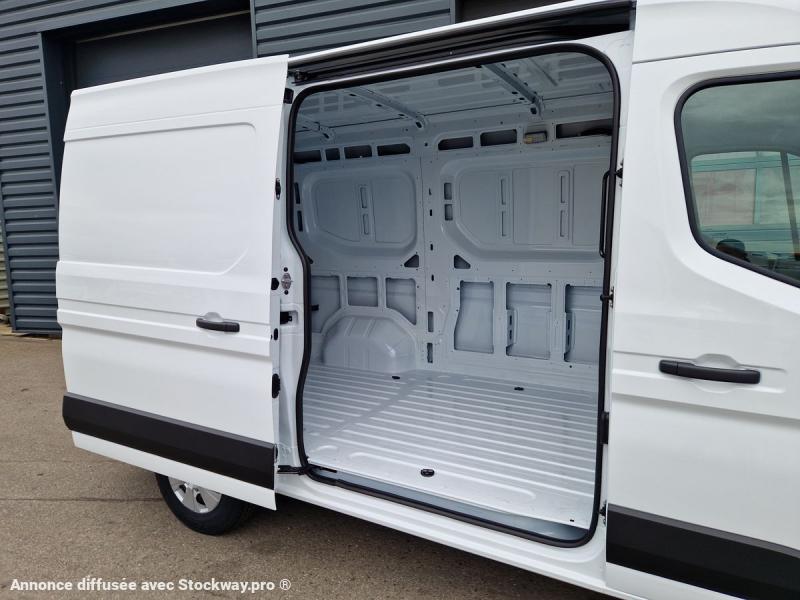 Photo Renault Master L2H2 image 13/20