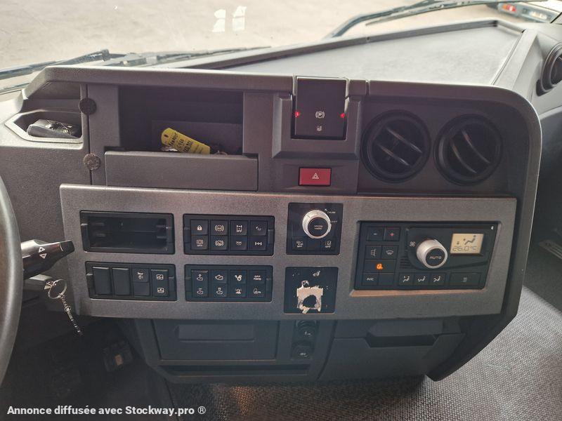 Photo Renault C-Series 460 image 14/15