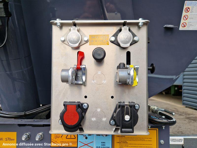 Photo Marrel CARGOTRACK 26m3 PORTE HYDRAULIQUE  image 16/17