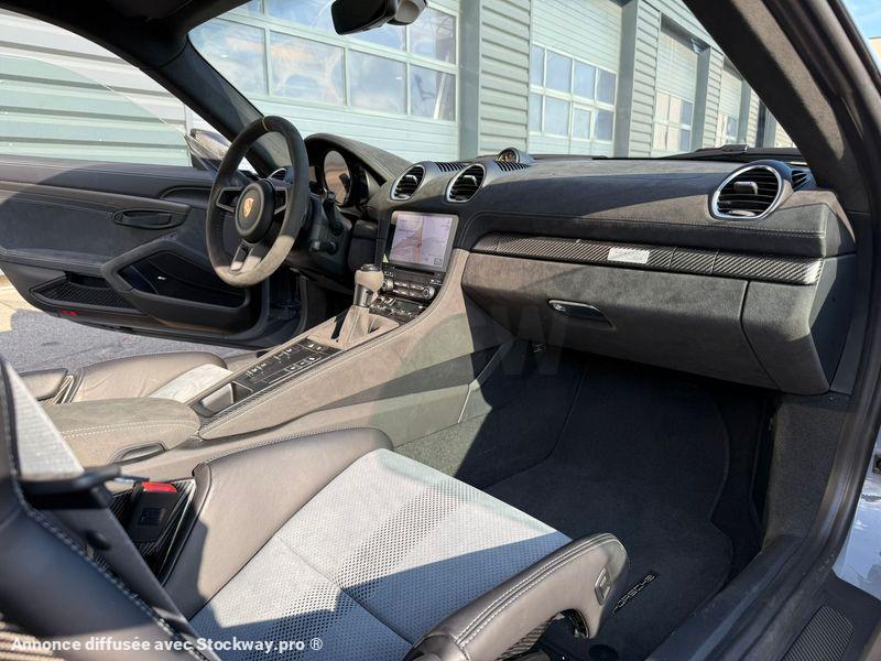 Photo Porsche Cayman GT4 RS image 16/23