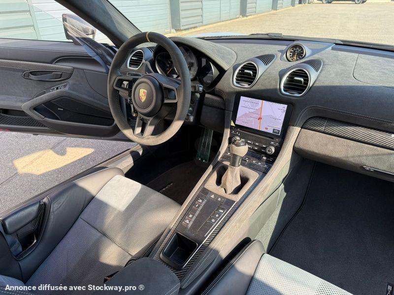 Photo Porsche Cayman GT4 RS image 20/23