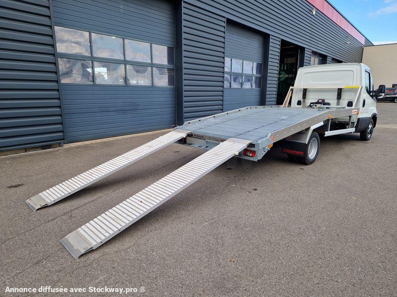 Photo Iveco Daily 35C16 image 4/15