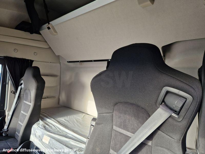 Photo Iveco S-WAY 500 image 18/19