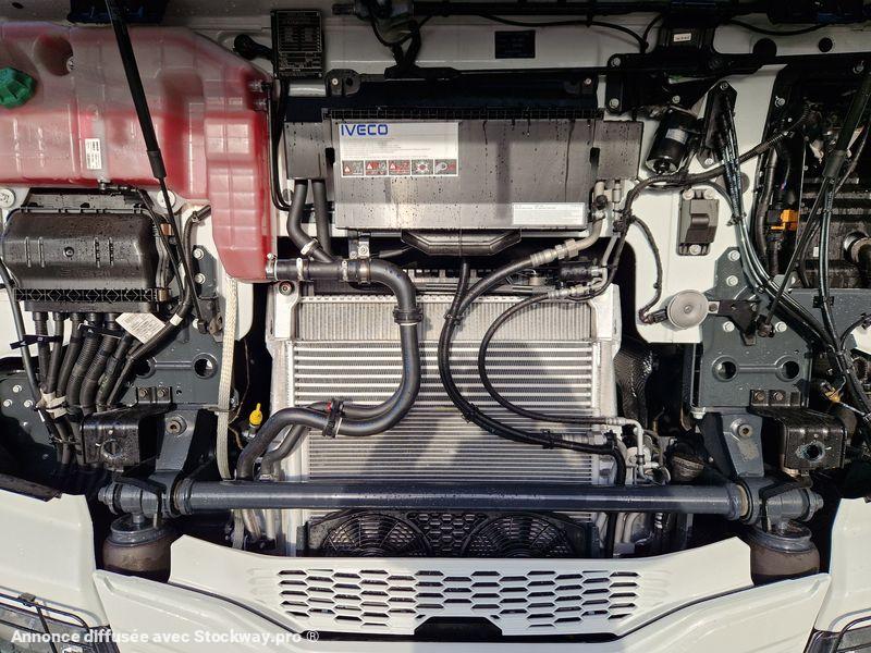 Photo Iveco S-WAY 500 image 8/19