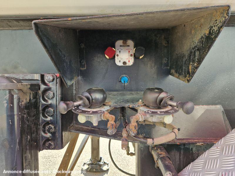 Photo NFP EUROTRAILER BENNE ACIER 27m3  image 5/9