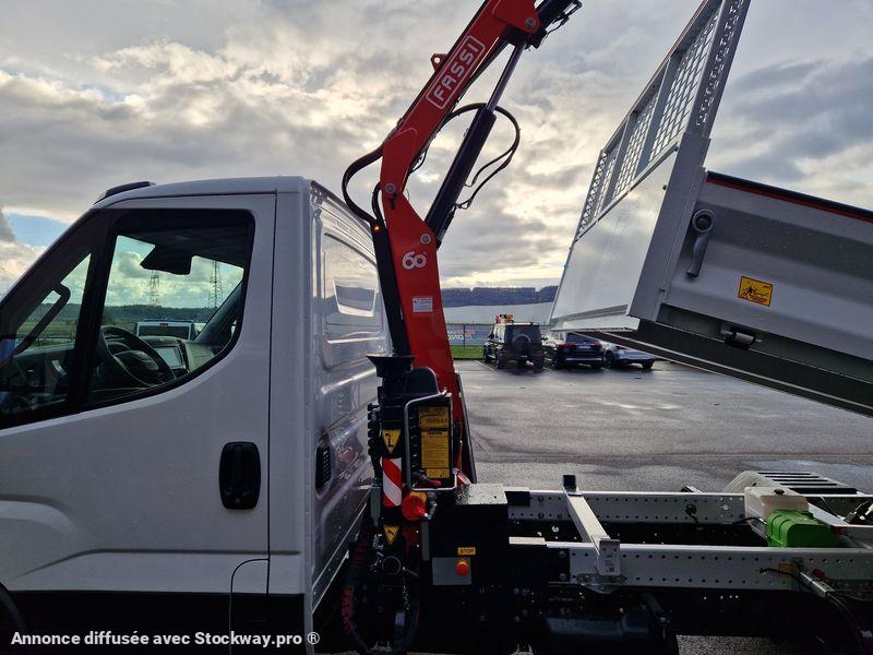 Photo Iveco Daily 35-160 BENNE + GRUE RADIOCOMMANDE + HYDRAULIQUE image 8/19