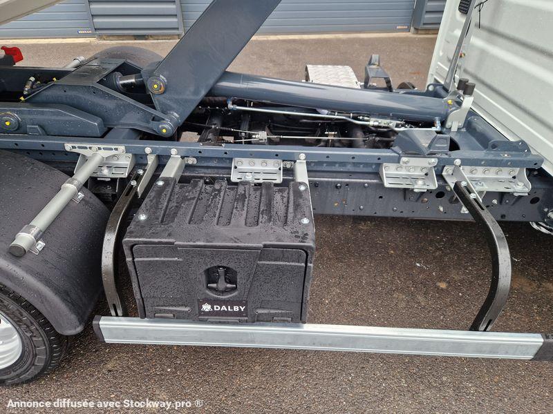 Photo Iveco Daily 35C16 image 9/19