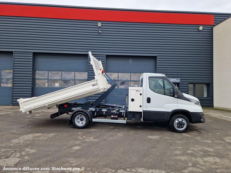 Photo Iveco Daily 35C16 image 2/15