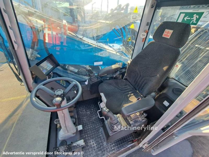 Photo Fuchs MHL331E  image 10/17