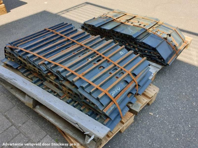 Hyundai Track pads - Robex 140 - 600mm. 