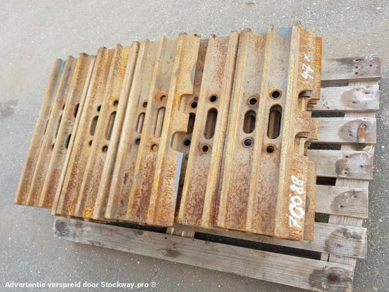 Photo Hyundai Track Pads - Robex 220 - 600mm.  image 6/11