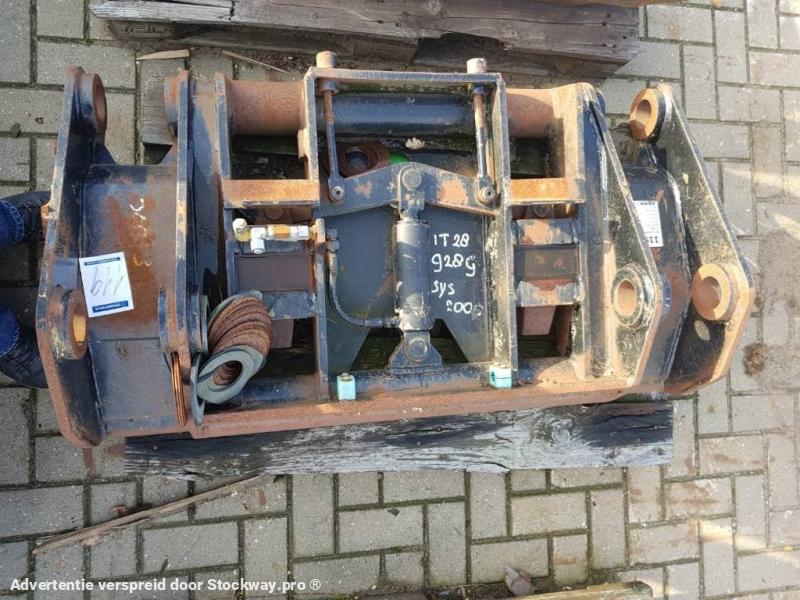 Photo Verachtert Quick Coupler - Cat 928G / IT28G  image 5/15