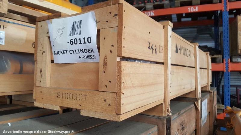 Hyundai R360 LC 7A Bucket Cylinder - Robex LC-7 31NA-60110