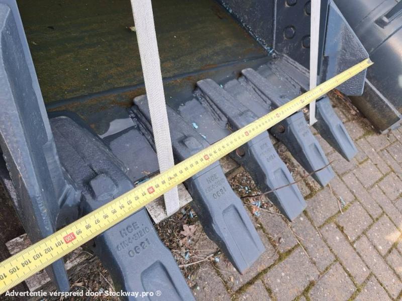 Photo Hyundai Excavator digging bucket 140, 61K4-30501  image 3/6