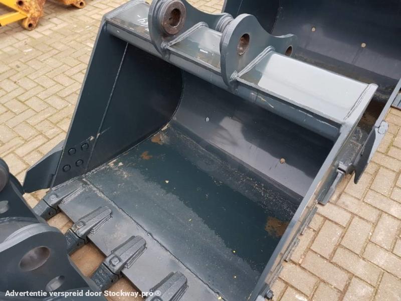 Hyundai Excavator Digging Bucket 140, 61K4-30701 