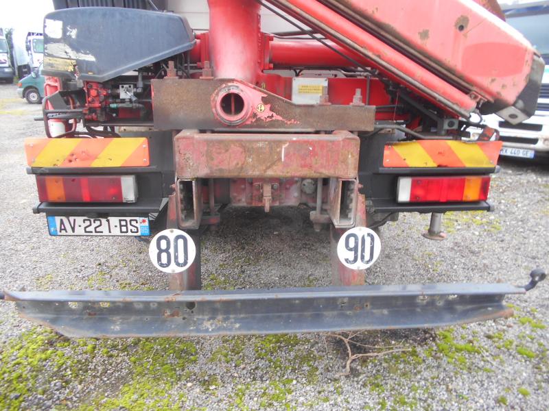 Camion Iveco Eurotrakker 330E34 Plateau