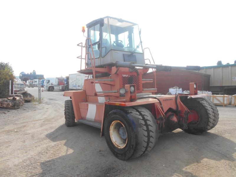 Chariot élévateur gros tonnage Kalmar DCD70 Chariot porte containers