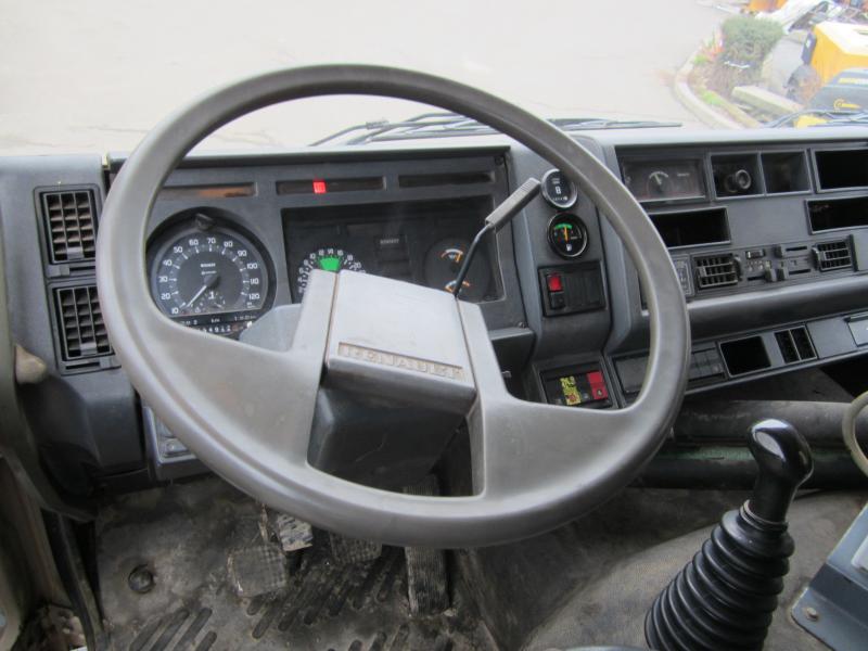 Camion Renault G 270 Citerne À goudron