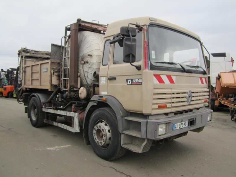 Camion Renault G 270 Citerne À goudron