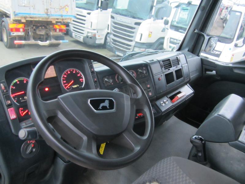 Camion MAN TGA Plateau