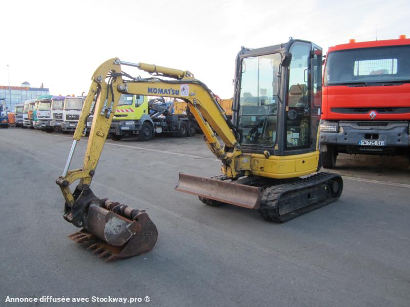 Photo Komatsu PC26MR-3  image 2/11