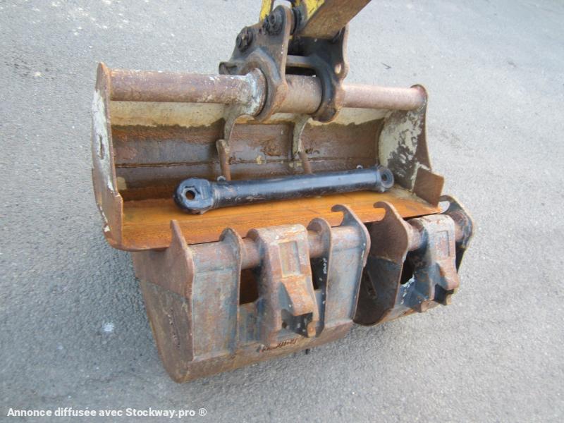 Photo Komatsu PC26MR-3  image 6/11