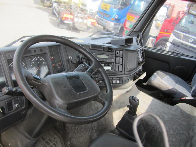 Camion Volvo FM12 340 Plateau