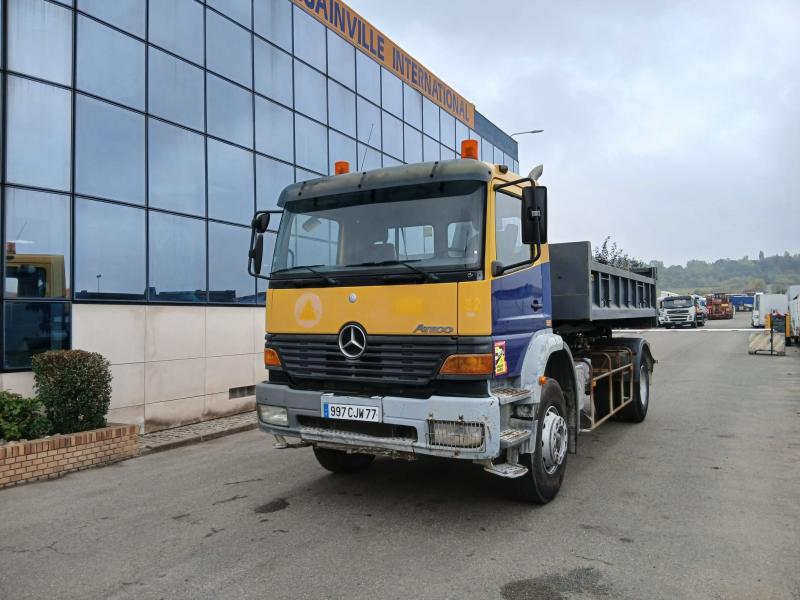 Camion Mercedes Atego 1823 Polybenne